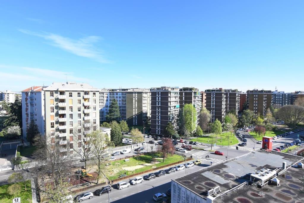 Apartamento Luminoso Bilocale Con Terrazzino Milán